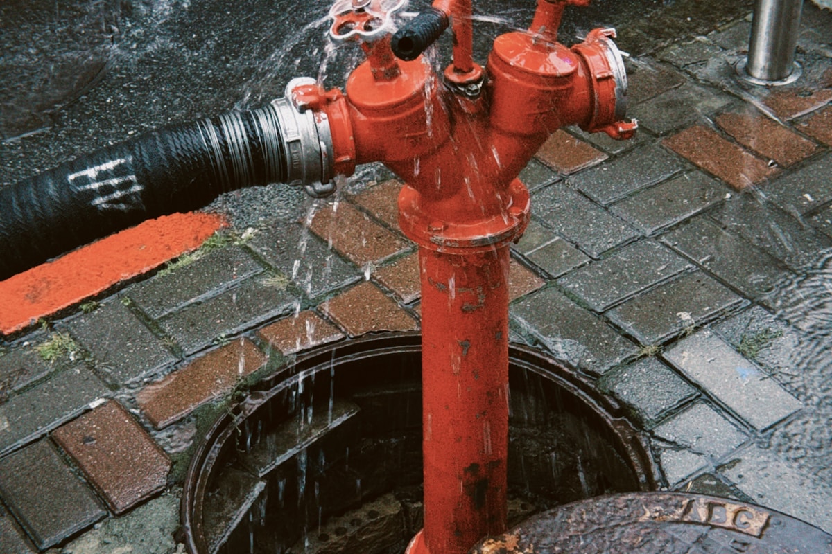 Commercial water damage restoration in Kenner